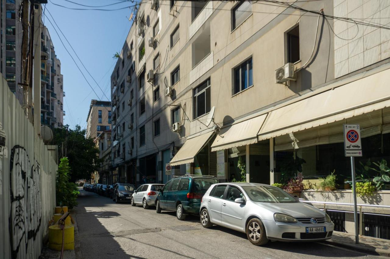 City Center Two Private Bedrooms Near Scanderbeg Square On Shared Apartment Tiran Dış mekan fotoğraf