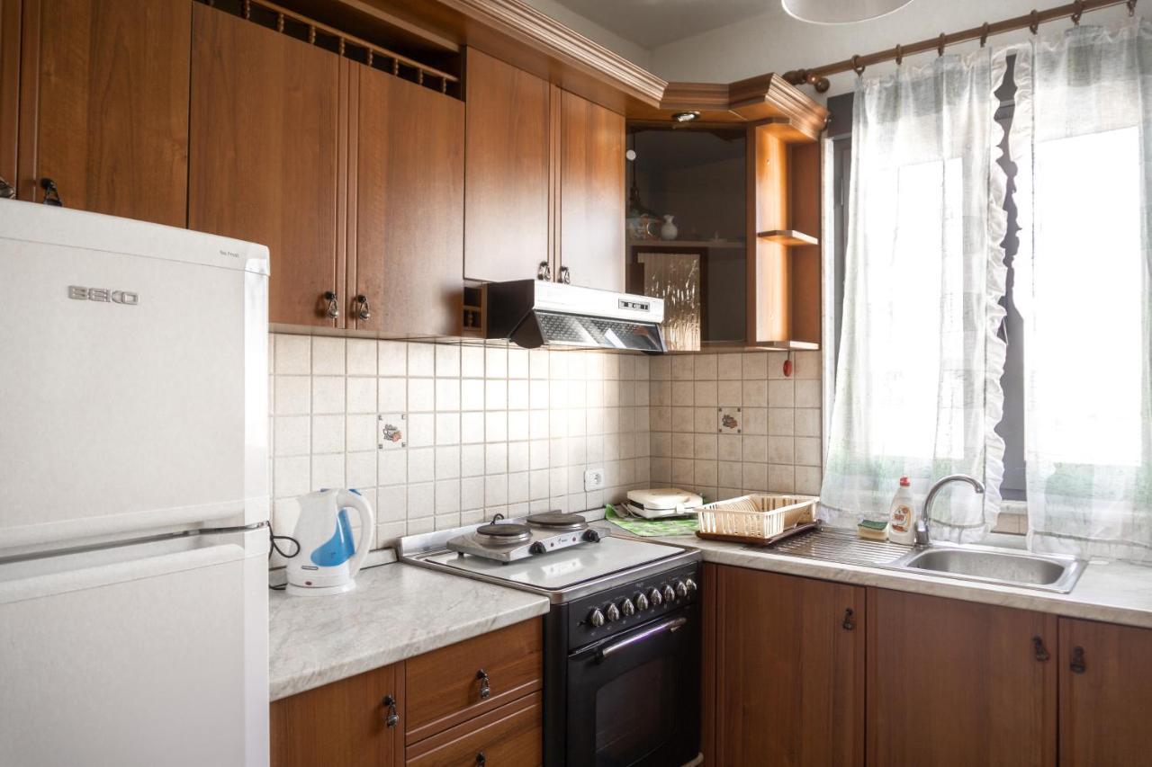 City Center Two Private Bedrooms Near Scanderbeg Square On Shared Apartment Tiran Dış mekan fotoğraf