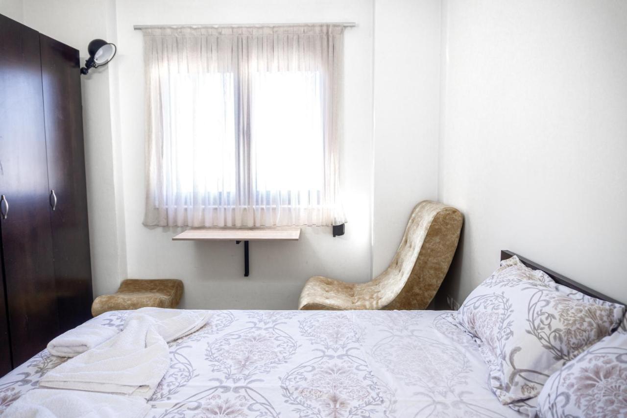 City Center Two Private Bedrooms Near Scanderbeg Square On Shared Apartment Tiran Dış mekan fotoğraf